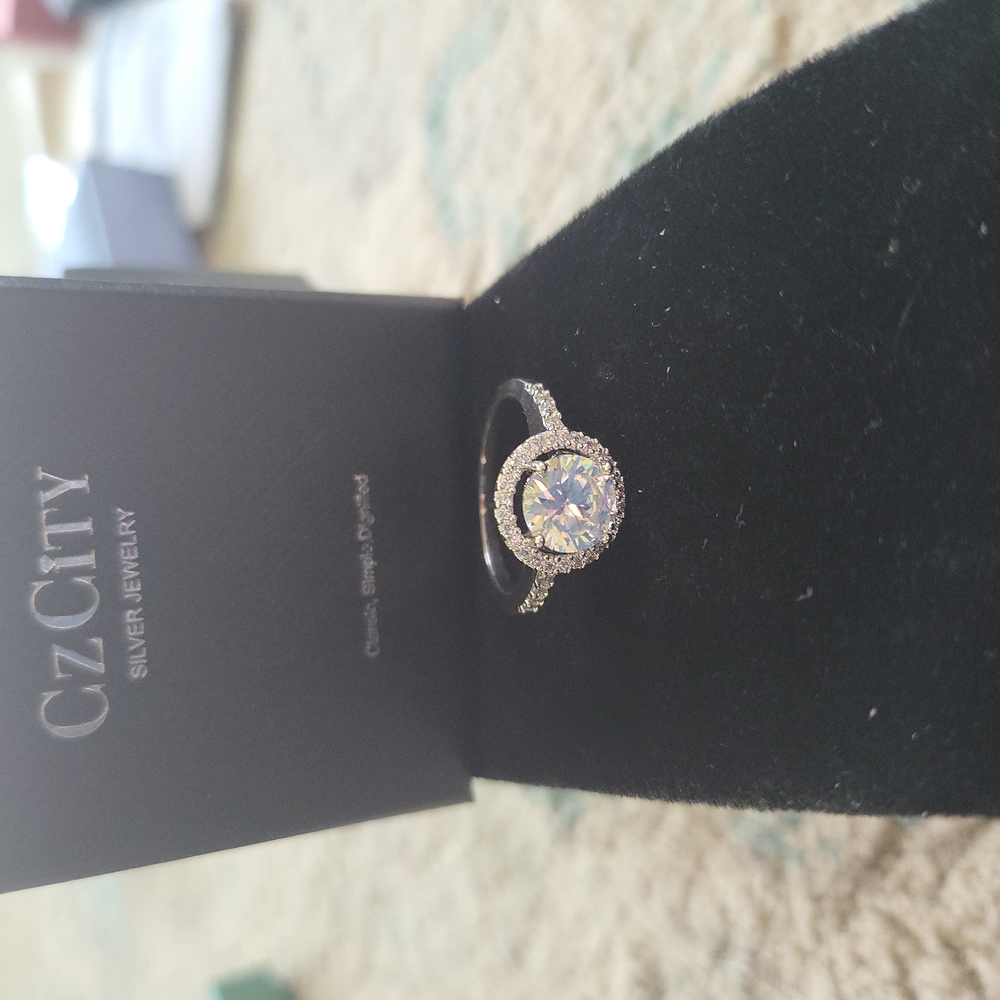 Cubic Zirconia silver ring